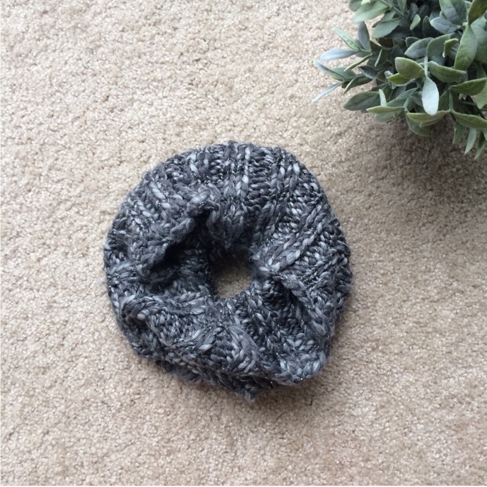 Grey & Black Sparkle Metallic Circle Neck Scarf